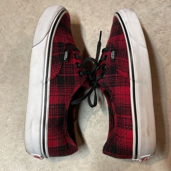 Vans women’s flannel scotch plaid tie sneakers. Size 5.5 - Picture 6 of 7